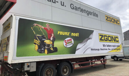 LKW Werbebanner für Zgonc in Wiener Neustadt
