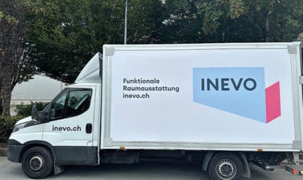 LKW Werbung für Inevo