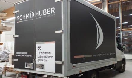 LKW Werbung für Schmidhuber
