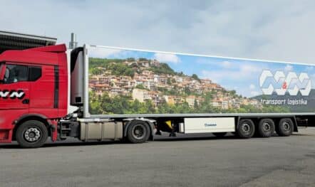 LKW Werbung für N & N Transport