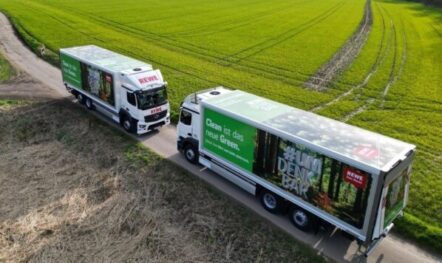 LKW Werbung für REWE DE