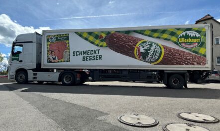LKW Werbung_Wiesbauer