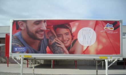 LKW Werbung für dm
