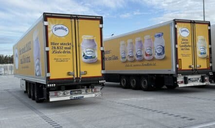 LKW Werbung für Theo Müller AG