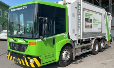 LKW Werbung für Muldenzentrale OTG